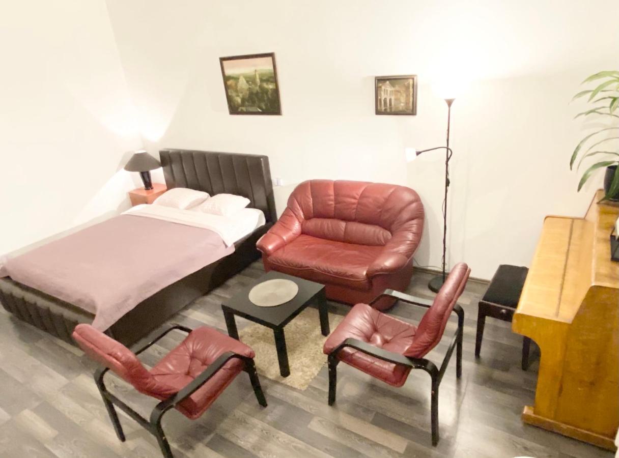 Centro Apartment Near Gedimas Avenue Аеропорт Вільнюс Екстер'єр фото
