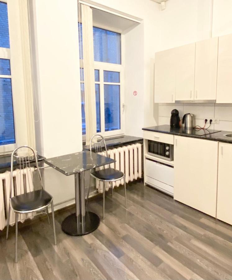 Centro Apartment Near Gedimas Avenue Аеропорт Вільнюс Екстер'єр фото